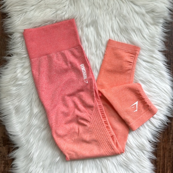 ✨NWT | GYMSHARK | Ombré Seamless Leggings | Peach Coral | Size L ✨ - Picture 5 of 8